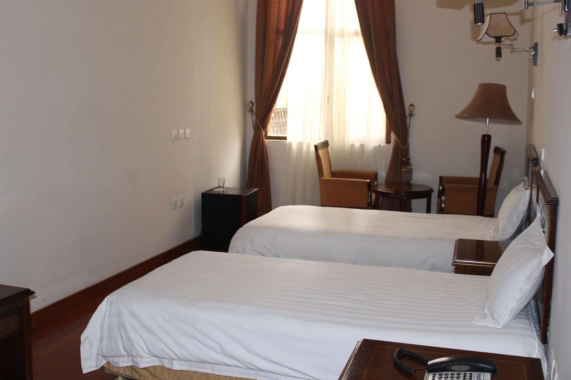 Taye Belay Hotel Γκόνταρ Εξωτερικό φωτογραφία