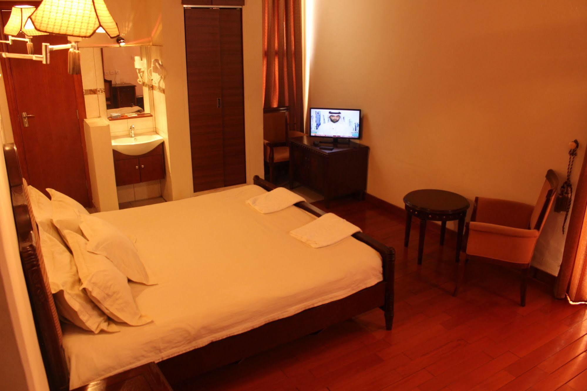 Taye Belay Hotel Γκόνταρ Εξωτερικό φωτογραφία