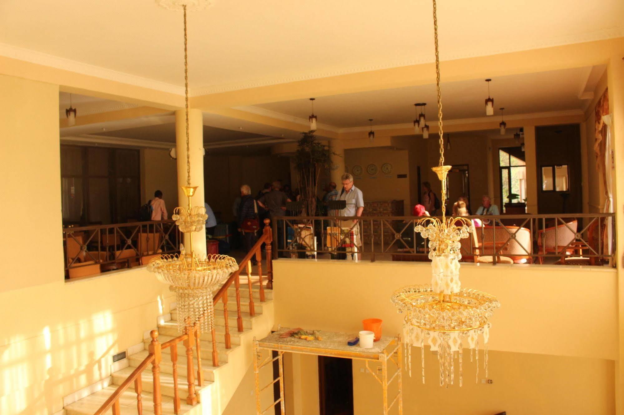 Taye Belay Hotel Γκόνταρ Εξωτερικό φωτογραφία