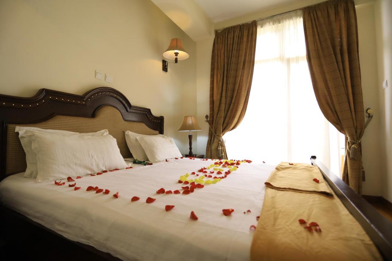 Taye Belay Hotel Γκόνταρ Εξωτερικό φωτογραφία