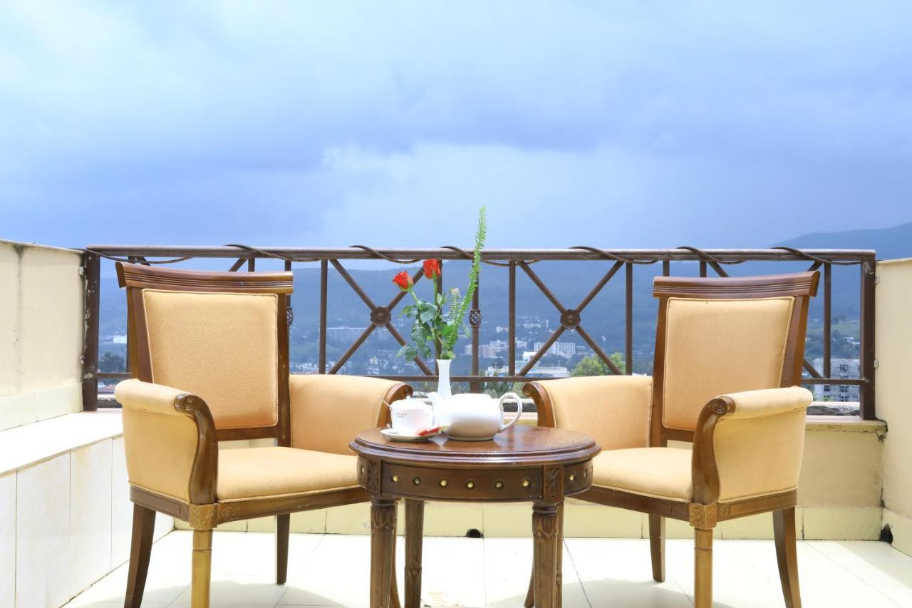 Taye Belay Hotel Γκόνταρ Εξωτερικό φωτογραφία